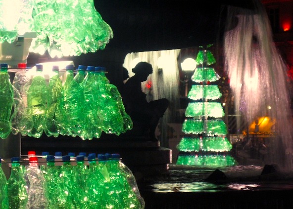 Fabrice Peltier - éco design - Sapins de Noël recyclés - Paris