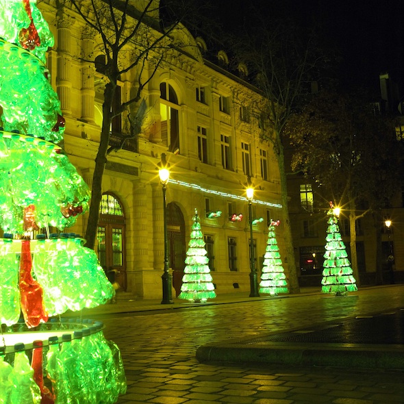 Fabrice Peltier - éco design - Sapins de Noël recyclés - Mairie Paris 4