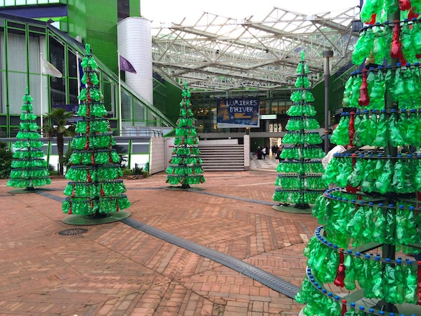 Fabrice Peltier - éco design - Sapins recyclés -Cergy Pontoise