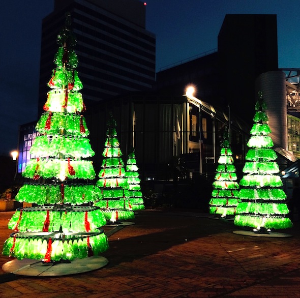 Fabrice Peltier - éco design - Sapins recyclés -Cergy Pontoise