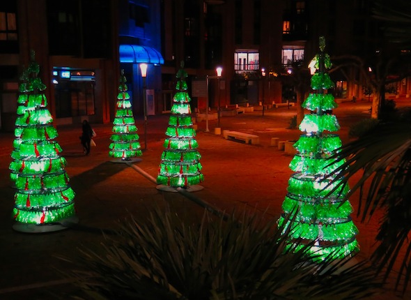 Fabrice Peltier - éco design - Sapins recyclés -Cergy Pontoise