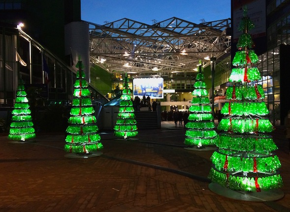 Fabrice Peltier - éco design - Sapins recyclés -Cergy Pontoise